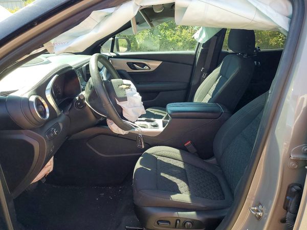 2021 CHEVROLET BLAZER 2LT — DENT