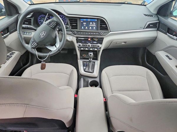 2019 HYUNDAI ELANTRA