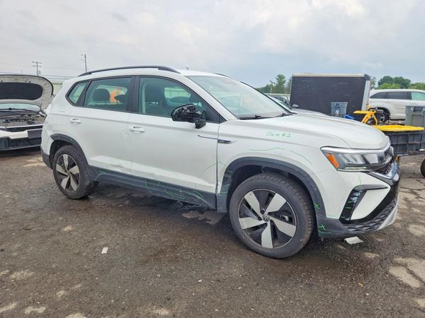 2024 VOLKSWAGEN TAOS