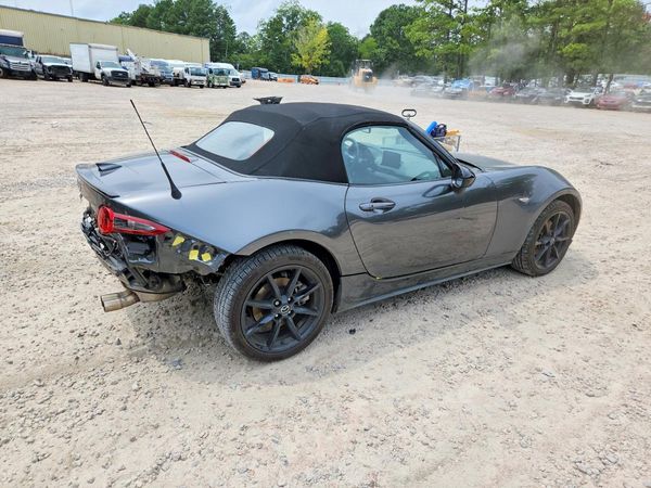 2023 MAZDA MX-5 MIATA Club