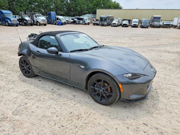 2023 MAZDA MX-5 MIATA Club