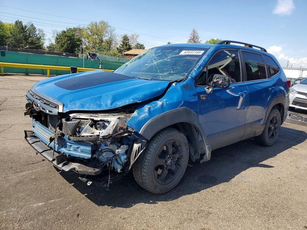 2023 SUBARU FORESTER