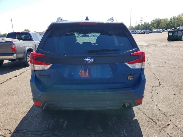 2023 SUBARU FORESTER