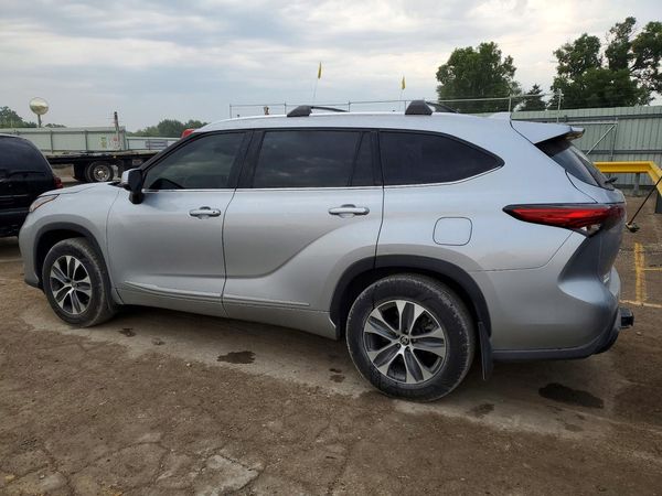 2021 TOYOTA HIGHLANDER