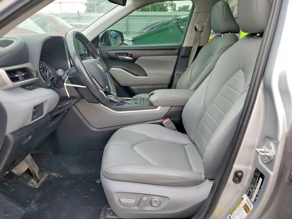2021 TOYOTA HIGHLANDER