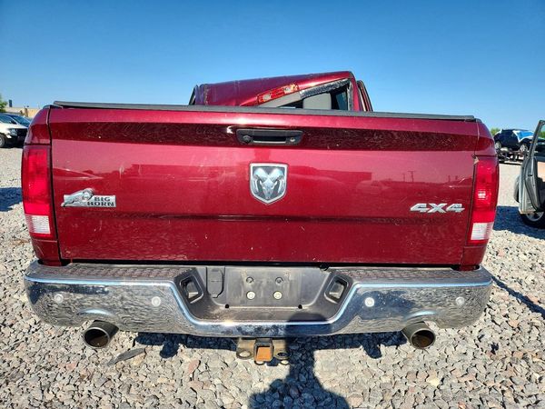 2016 RAM 1500 SLT