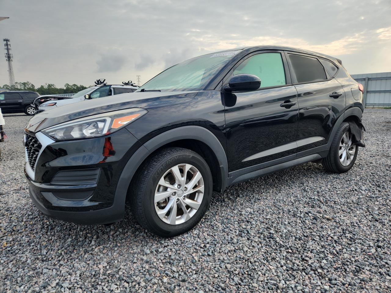 2020 HYUNDAI TUCSON SE