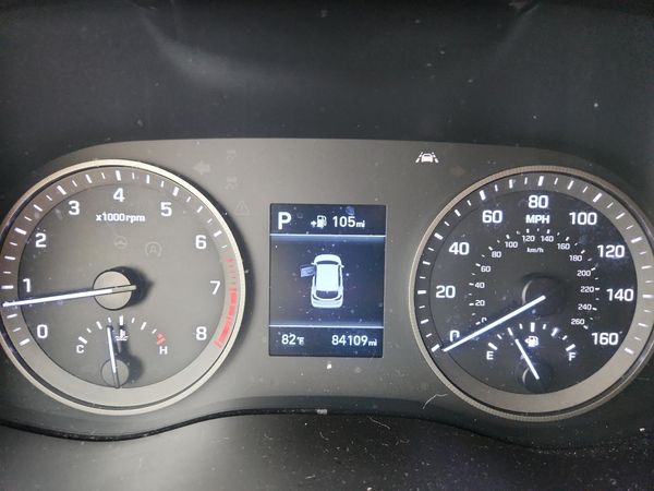 2020 HYUNDAI TUCSON SE
