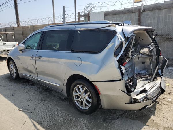 2020 CHRYSLER PACIFICA
