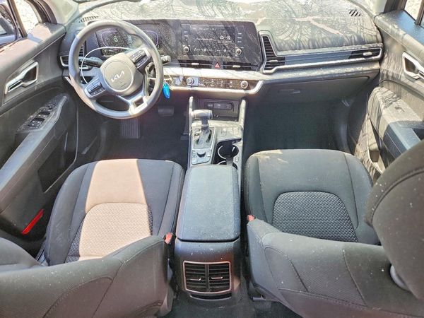 2025 KIA SPORTAGE LX