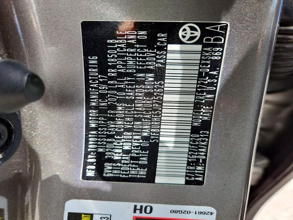 2018 TOYOTA COROLLA