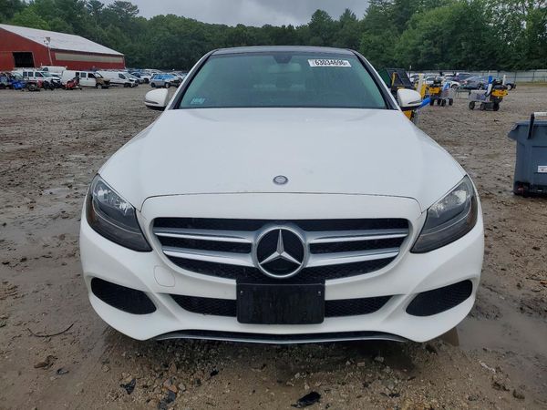2016 MERCEDES-BENZ C300W 4MATIC 4P C300-4M