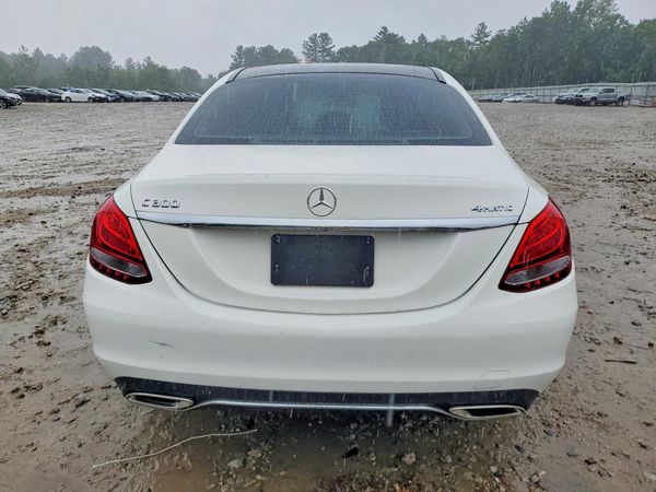 2016 MERCEDES-BENZ C300W 4MATIC 4P C300-4M