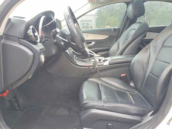 2016 MERCEDES-BENZ C300W 4MATIC 4P C300-4M