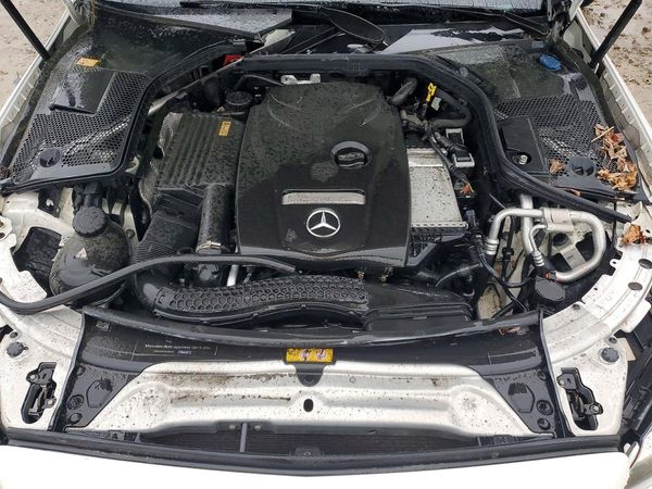 2016 MERCEDES-BENZ C300W 4MATIC 4P C300-4M