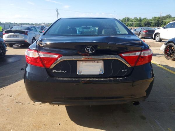 2016 TOYOTA CAMRY