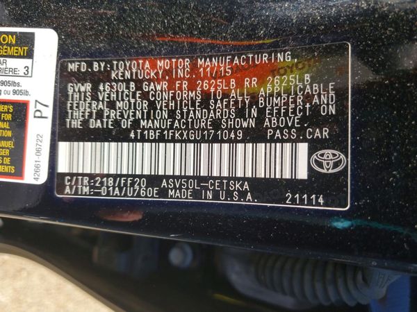 2016 TOYOTA CAMRY