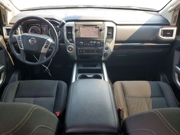 2019 NISSAN TITAN
