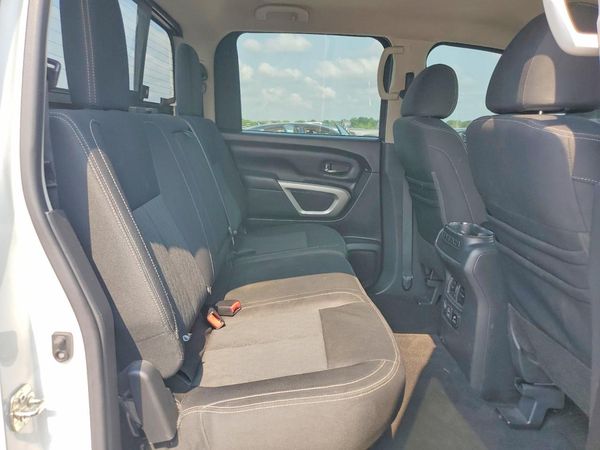 2019 NISSAN TITAN