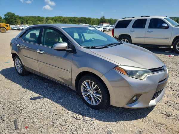 2015 TOYOTA COROLLA