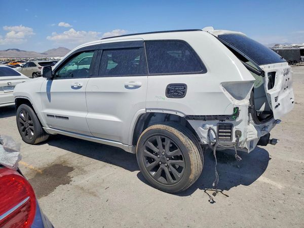 2019 JEEP GRAND CHEROKEE Laredo
