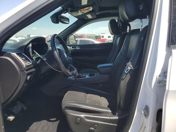 2019 JEEP GRAND CHEROKEE Laredo