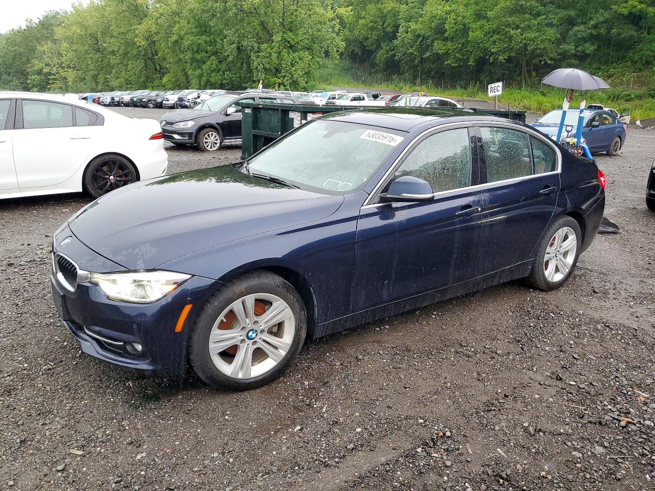 2017 BMW 330