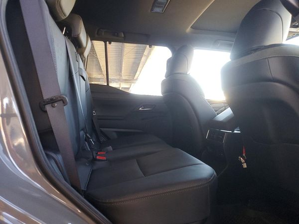 2026 LEXUS GX 550