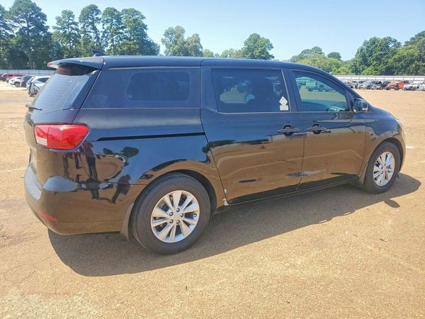 2017 KIA SEDONA L