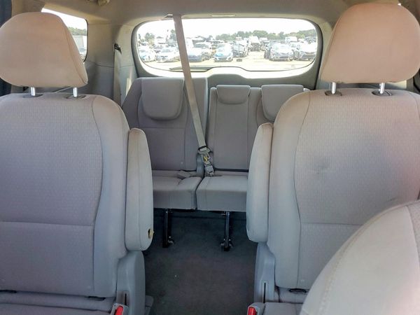 2017 KIA SEDONA L