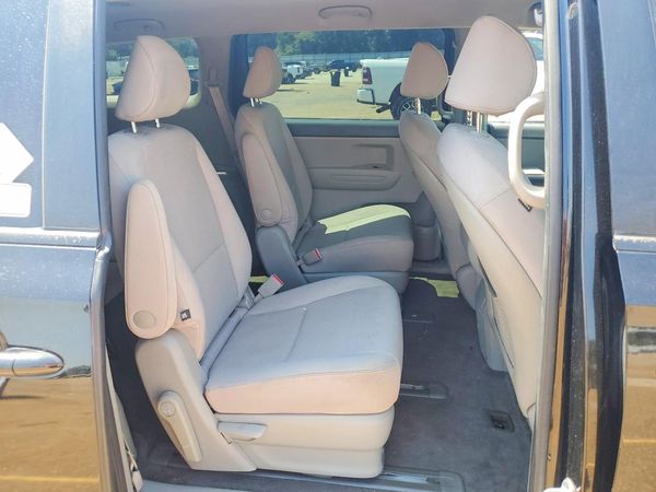 2017 KIA SEDONA L