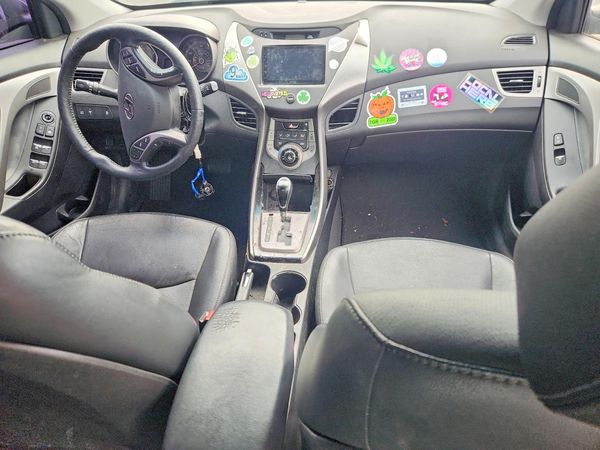 2013 HYUNDAI ELANTRA