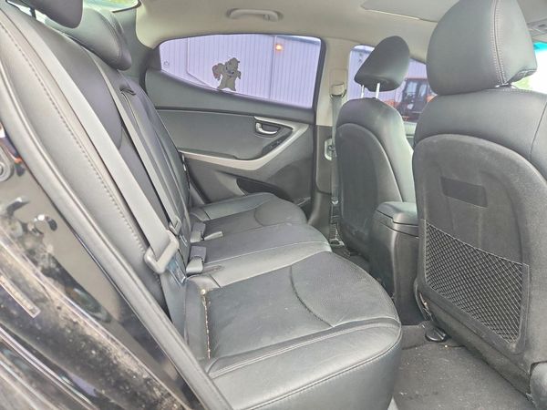 2013 HYUNDAI ELANTRA