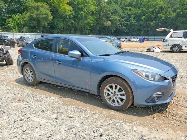 2015 MAZDA 3 Touring/GS