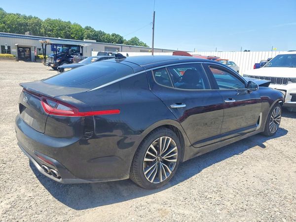 2018 KIA STINGER