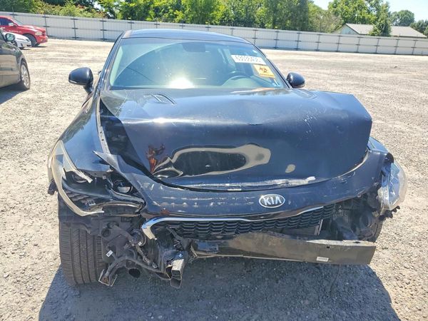 2018 KIA STINGER