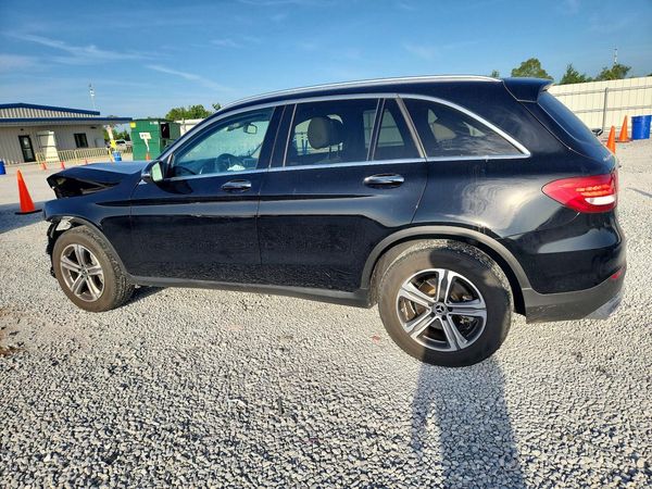 2019 MERCEDES-BENZ GLC GLC 300-4M