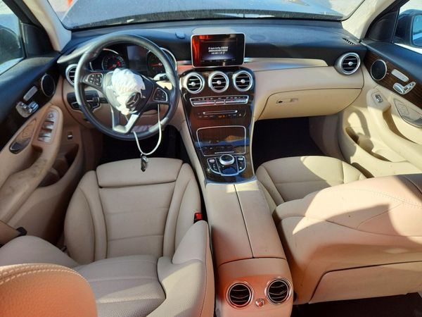 2019 MERCEDES-BENZ GLC GLC 300-4M
