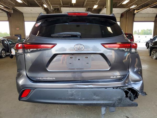 2020 TOYOTA HIGHLANDER XLE