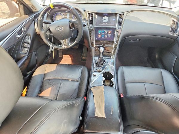 2015 INFINITI Q50