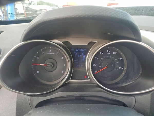 2012 HYUNDAI VELOSTER GLS(Middle grade)