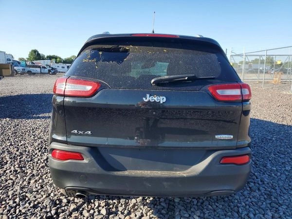 2015 JEEP CHEROKEE Latitude — DIRR
