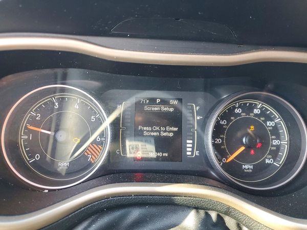 2015 JEEP CHEROKEE Latitude — ODOM
