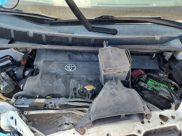 2015 TOYOTA SIENNA