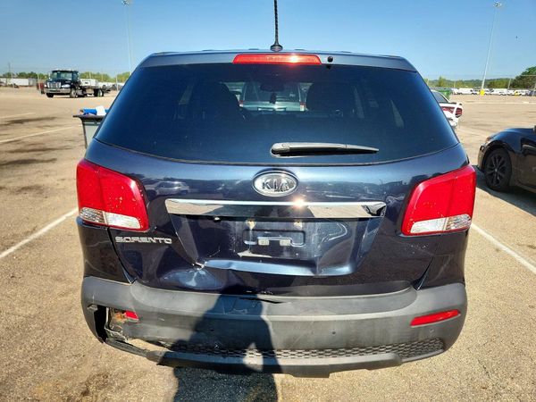 2013 KIA SORENTO Base / LX