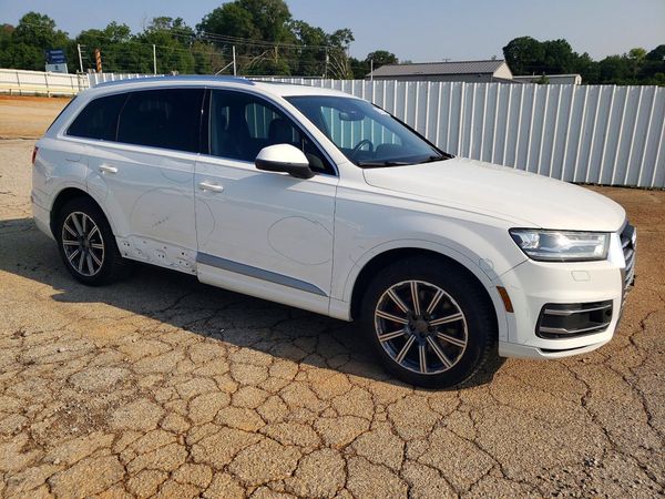 2017 AUDI Q7 quattro Premium
