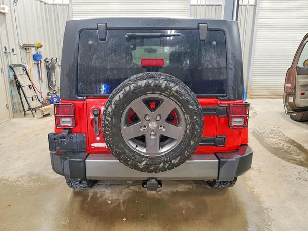 2015 JEEP WRANGLER UNLIMITED SPORT 4X4