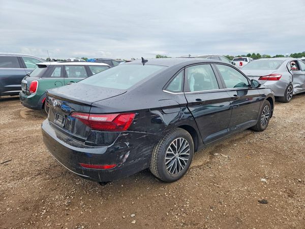 2021 VOLKSWAGEN JETTA S / SE / R-Line