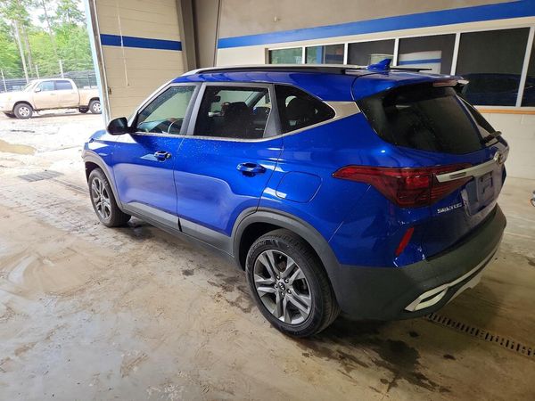 2021 KIA SELTOS S