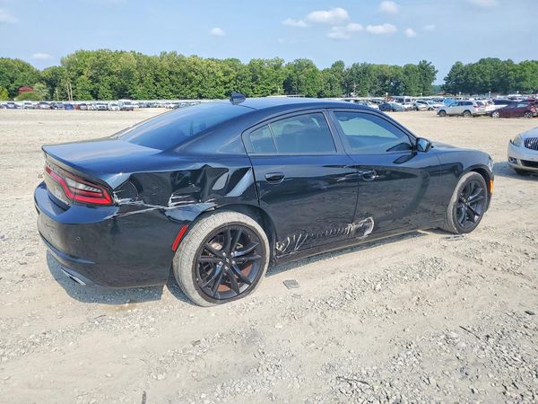 2018 DODGE CHARGER SXT Plus